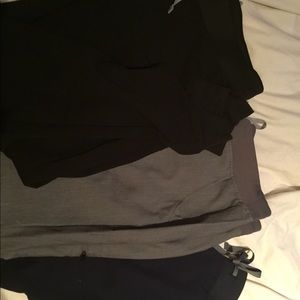 3 figs Jogger pants size Large